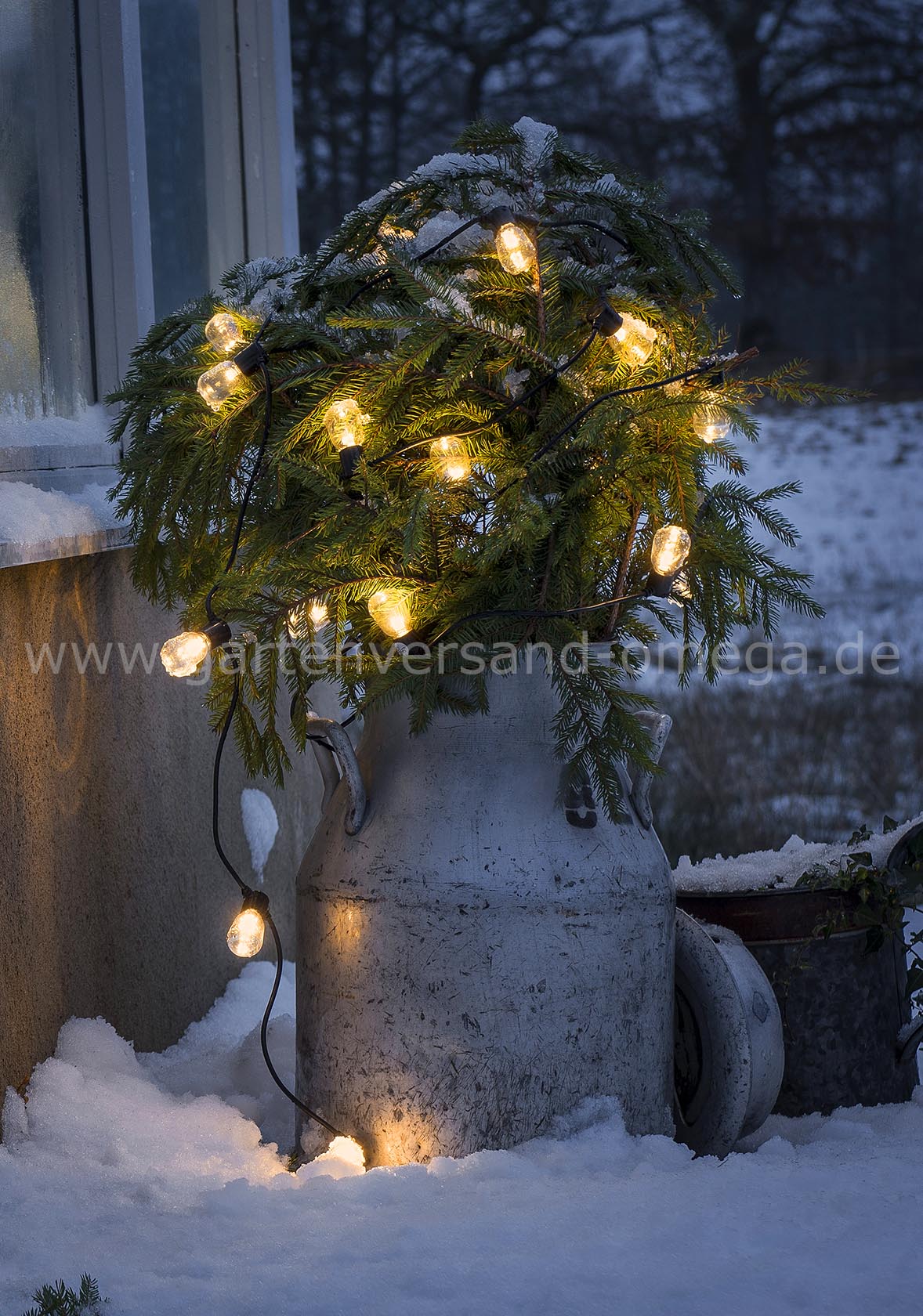 LED Partylichterkette Bernsteinfarben im Winter