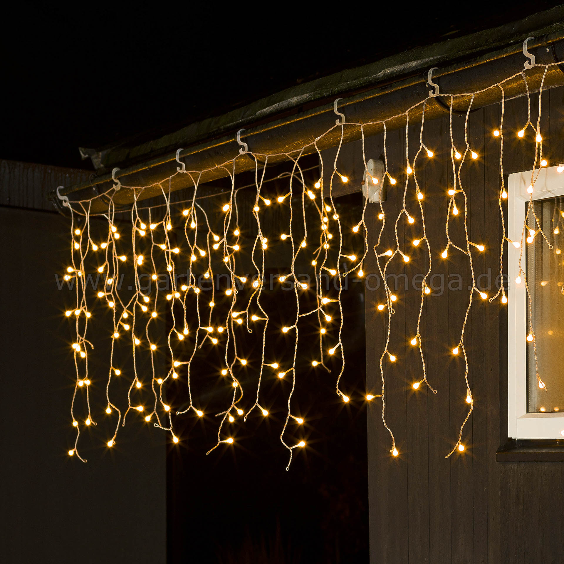 LED Eisregen-Lichtervorhang mit Globes Bernsteinfarben